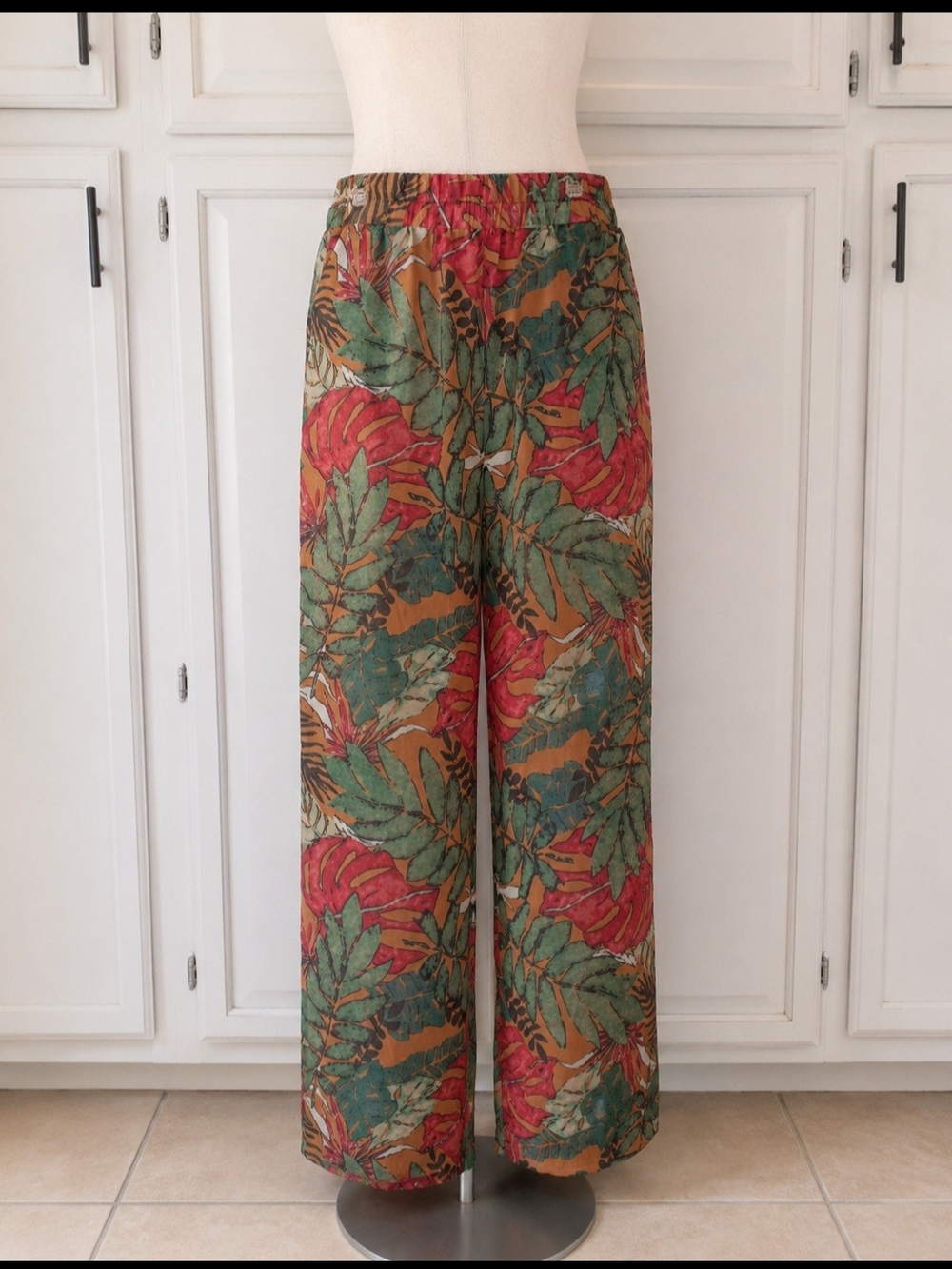 PrettyLittleThing Tropical Leaf Wide Leg Pants Green Red Black Gold White Sheer